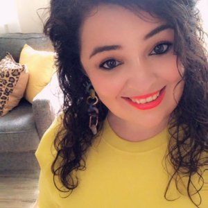 Meet your Posher, Vanessa